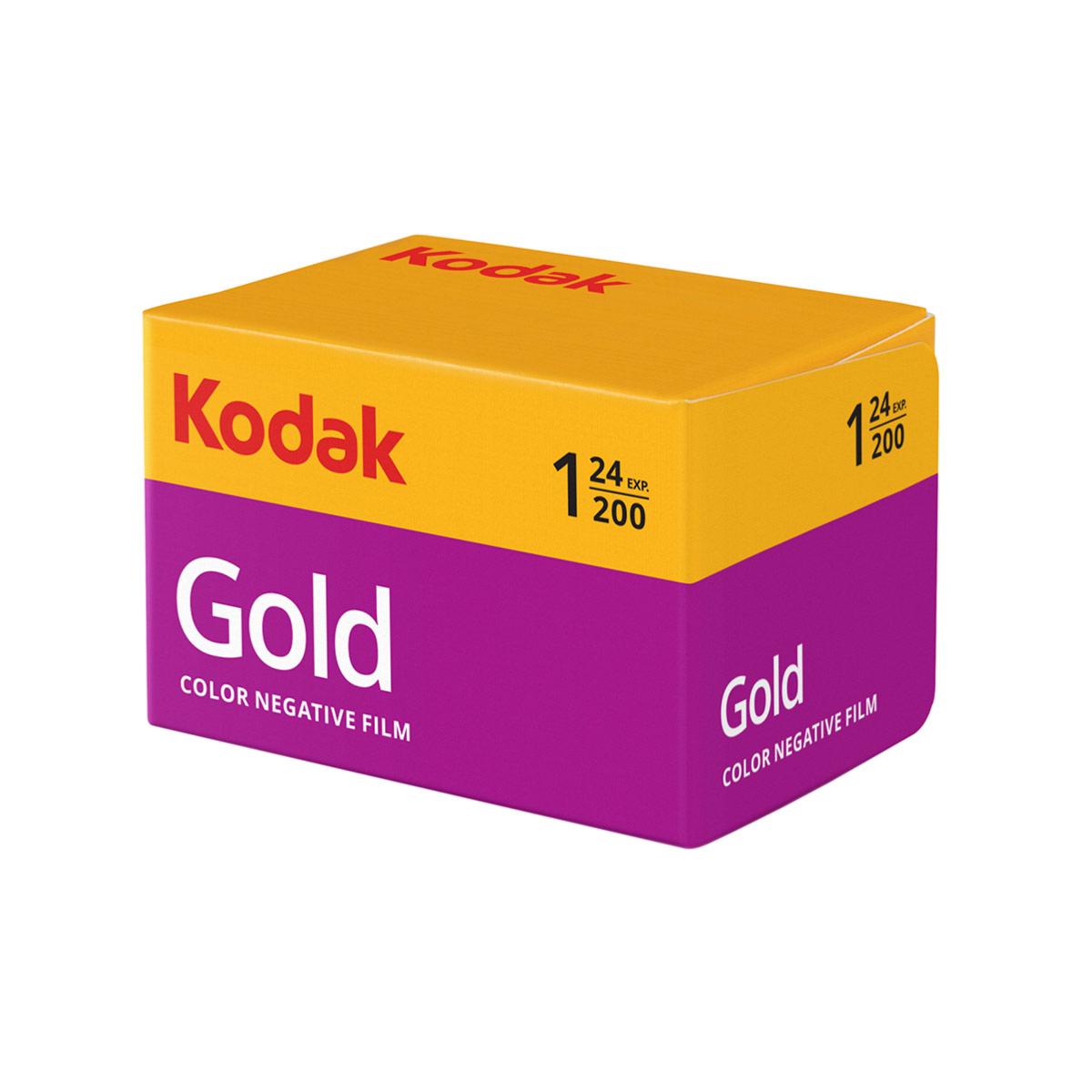 KODAK Film Gold 200 135-24 poses